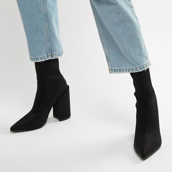 Pretty Little Thing boots - Picture 10 of 11